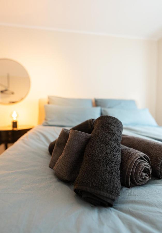 -Zentrale Wohnung-Balkon-Desingerkueche- Bielefeld Eksteriør billede